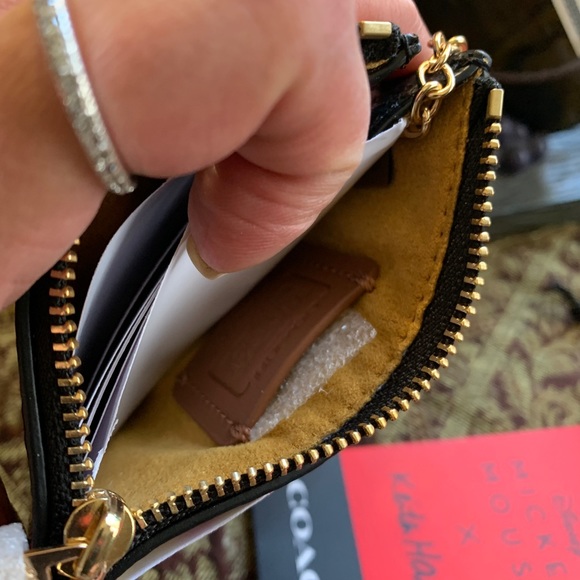 Authentic COACH Pebbled leather L.Edition Mickey Mouse zip card /ID/Keychain - Picture 8 of 11